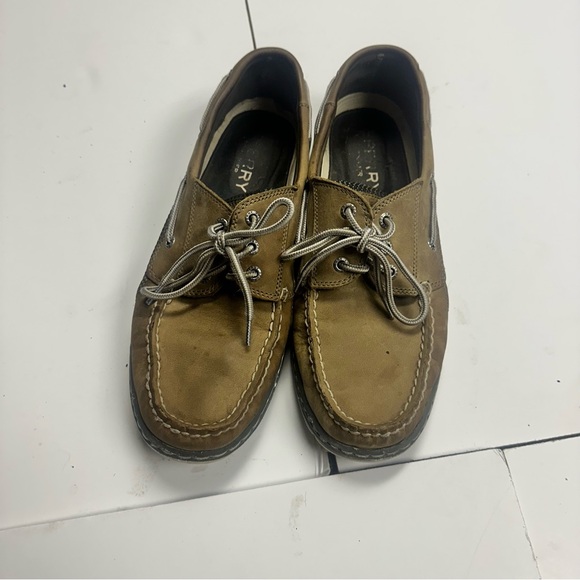 Sperry Men's Tan Leather Billfish 3-Eye boat shoes. - Picture 3 of 13